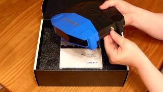 Linksys WRT1900AC Unboxing [upl. by Purdy778]