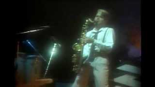 Spandau Ballet  To Cut A Long Story Short  Live at the Sadlers Well Theatre  London 1983 [upl. by Ecreip]