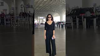 SHALINI PANDEY SPOTTED AT AIRPORT bollywood [upl. by Eninnej348]