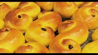 Lussekatter  Saffron Bun [upl. by Ruenhcs]