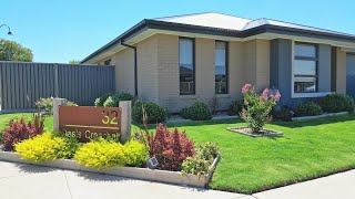 32 Oasis Crescent Yarrawonga [upl. by Tnirb]