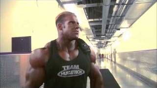 Jay Cutler runs into Ronnie Coleman at 2008 Mr Olympia [upl. by Monaco]