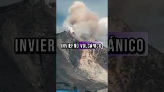 🌋 ¡El apocalipsis volcánico todo en erupción shorts curiosidades [upl. by Placeeda]