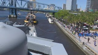 USS Orleck arrives in Downtown Jacksonville [upl. by Tewell]