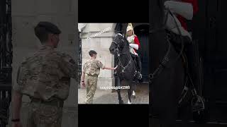 Scary Moment Horse Headed Towards The Crowd Epic Moments Horse Guards [upl. by Brinson12]