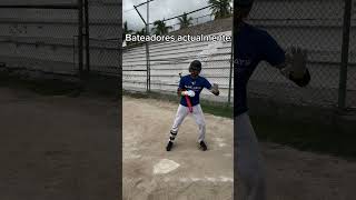 BATEADORES DE ANTES VS BATEADORES DE AHORA beisbol humor beisbolista baseball deportes shorts [upl. by Fenner400]