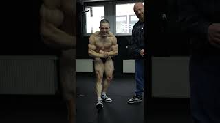 16 jähriger Bodybuilder Milan in Wettkampf Form [upl. by Anigroeg]