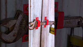 Door lock 🔒🔐new track doorlock tools lockyourdoors shorts trending viralvideo amezingfact [upl. by Irrok]