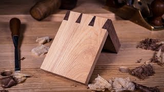 How to cut a DOVETAIL JOINT by HAND [upl. by Allez]