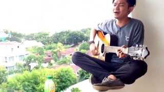 Ebiet G Ade  Titip Rindu Buat Ayah Cover By Ario R [upl. by Nuawaj]