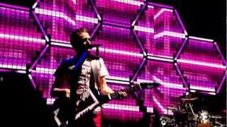 Muse Undisclosed Desires live Glastonbury 2010 HD Sub EspIng [upl. by Akerdna]