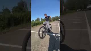 Yz 125 cc 2 tempi😂😂💪🏻mtb bicicleta bikelife funny wheelie goviral [upl. by Adiahs]