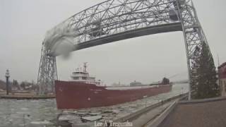 Lee A Tregurtha departed Duluth 03232017 [upl. by Ayo505]