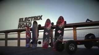 Comercial Patinetas Electricas Maverix  El Machetazo [upl. by Compton]