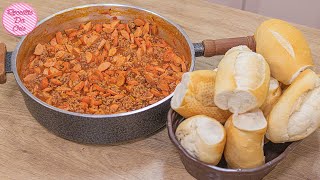 LANCHE FÁCIL E RÁPIDO COMBINAÇÃO PERFEITA MOLHO DE CARNE MOÍDA COM SALSICHA [upl. by Gusta]