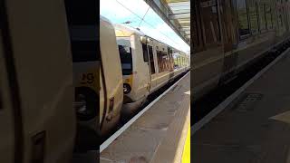 Hitchin Railway Station Train [upl. by Delaryd]