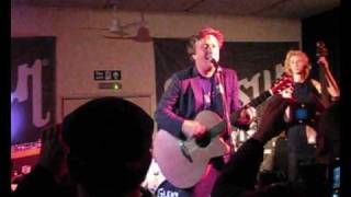 Glenn Tilbrook and the Fluffers perform quotBest of Timesquot [upl. by Nellie]