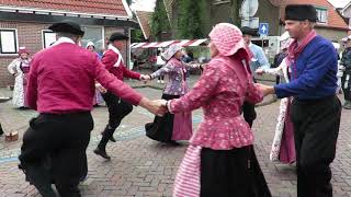 Nationale Dag van de Klederdracht op Urk [upl. by Ntsud]