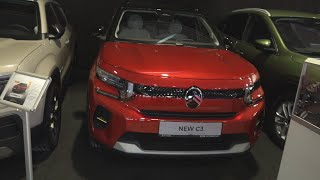 Citroën C3 Max Car 2025 Exterior Walkaround [upl. by Anirdnaxela]