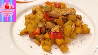 Straccetti di petto di pollo con patate e peperoni al forno Hänchenstreifen mit kartoffelpaprika [upl. by Hesky]