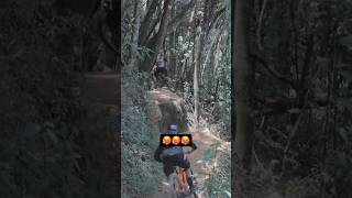 EL MANCO DEL GRUPO 😂😂 fail failmtb mtb enduromtb downhillmtb [upl. by Ilrahc451]