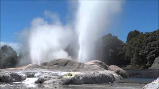 Pohutu Geyser New Zealand Rotorua [upl. by Laing]