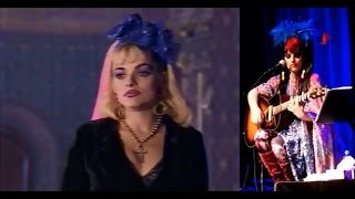 Nina Hagen  Stille Nacht Heilige Nacht  Lyrics amp Translation on Screen [upl. by Akeme]