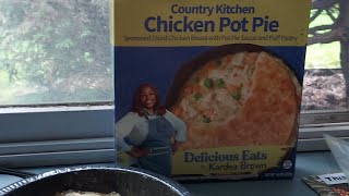 HOWDY FOOD REVIEWS Country Kitchen Chicken Pot Pie Delicious Eats By Kardea Brown [upl. by Clapp]