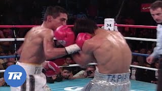 Erik Morales vs Marco Antonio Barrera 1 Round 5  GREAT ROUNDS IN BOXING [upl. by Brittney]