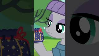 Pinkie Pie Gives Maud Pie a Gift🎁🥰 My Little Pony Friendship is Magic S6EP3 shorts mlp [upl. by Aschim]