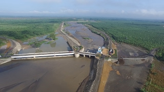 Programa Megaconstrucciones Ecuatorianas  Control de Inundaciones Bulubulu  Parte 12 [upl. by Finnigan]