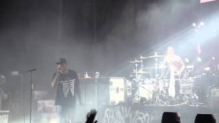 Slim Thug Live with Travis Barker quotLike A Bossquot Verse  Blink 182  Houston Texas  9262011 [upl. by Birk]