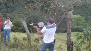 PROBANDO AR15 [upl. by Idarb]