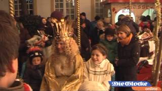 Die Glocke Das Nürnberger Christkind auf dem Wiedenbrücker Weihnachtsmarkt [upl. by Abagail505]