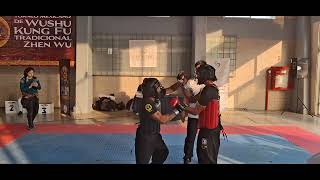 Chi Sao Wing Chun Torneo de manos pegajosas  Alto Vs bajo [upl. by Yerffe270]