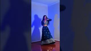 Nachle Dance  Aaja Nachle  Madhuri Dixit  Sunidhi Chauhan  SalimSulaiman  Reels Shorts [upl. by Michelina]