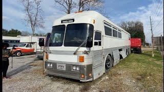 8v71 detroit diesel tries to runaway vintage eagle bus [upl. by Nertie]