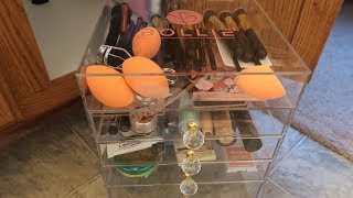 Wannabe Beauty Guru Part 1 Whats in my acrylic case [upl. by Euh632]