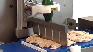 Ultrasonic slicing of cooked chicken  autoSONICL [upl. by Longmire]