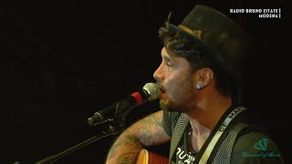 Fabrizio Moro  Pensa Acoustic  Live Full HD [upl. by Bendicty]