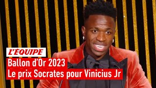 Ballon dOr 2023  Vinicius Júnior Real Madrid remporte le prix Socrates du footballeur engagé [upl. by Arihk]