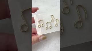 【レジン】レジンとワイヤーで音符作ってみた♪How to make musical note parts using resin and wire 作り方 Shorts [upl. by Amalle606]