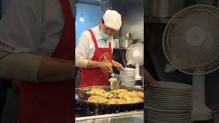 MUST TRY Michelin Star Oyster Omelette at Ning Xia Night Market taiwan trending viral shorts [upl. by Isdnyl]