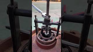 Internal bearing puller Good tool lets share it together [upl. by Nealy]