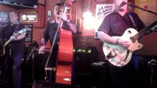 THE TROUBLESHOOTERS  TWENTY FLIGHT ROCK  the tyne bar ouseburn 71110MP4 [upl. by Aileen489]