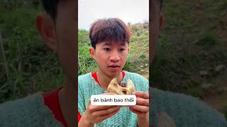 Cậu Bé Nhà Nghèo Ăn Bánh Bao Thối shorts [upl. by Haik]