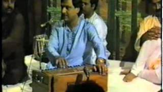 dkyun saja chand k jhalka tere andaz ka rang by gulamm ali at muscat part 1 [upl. by Rozella821]