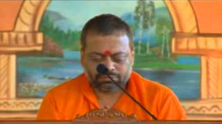 Shri Sureshanandji Satsang Vadodara Gujrat 26th Nov 2012 Part6 Evening [upl. by Nobe]