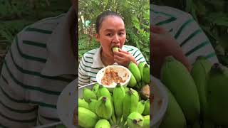 Eating banana 🍌 food eatting eatingshow fruit eatshow mukbang eattingsounds asmr yummy [upl. by Cly]