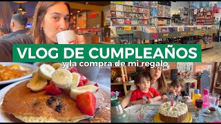 VLOG COMPRANDO MI REGALO Y FESTEJANDO MI CUMPLEAÑOS [upl. by Landre]